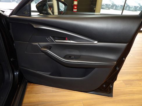 Certified 2024 MAZDA CX-30 AWD 2.5 S w/ Select Sport Pkg image 12