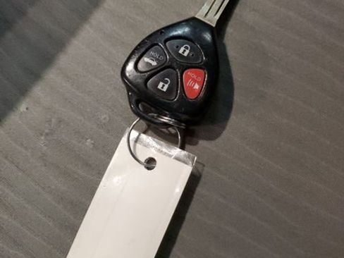 Used 2010 Toyota Corolla LE image 30