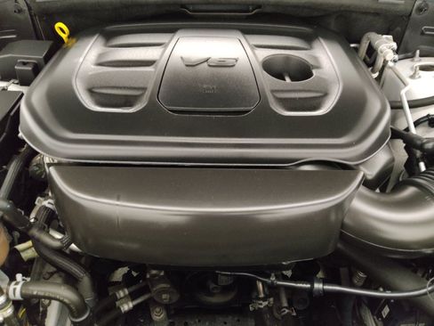 Used 2019 Jeep Grand Cherokee Laredo w/ Laredo X Package RWD image 30
