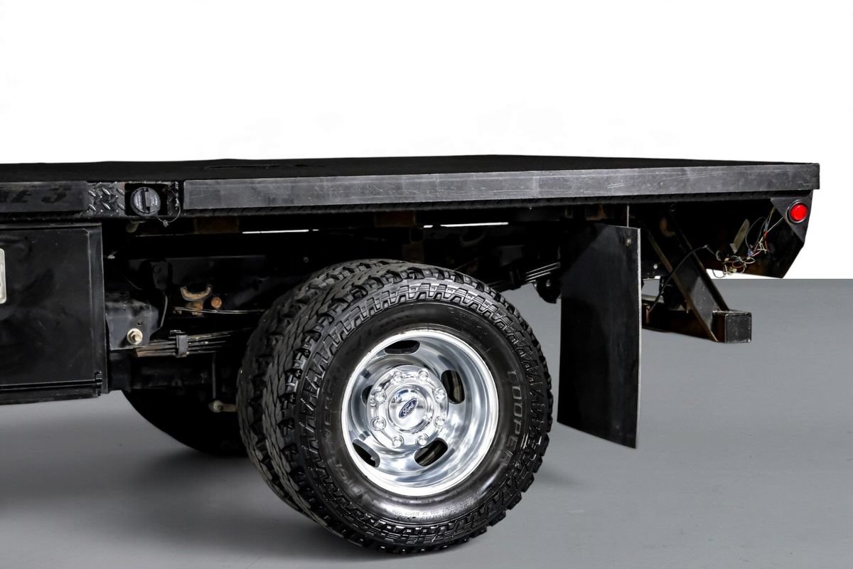 Used 2024 Ford F350 XLT AWD/4WD image 13
