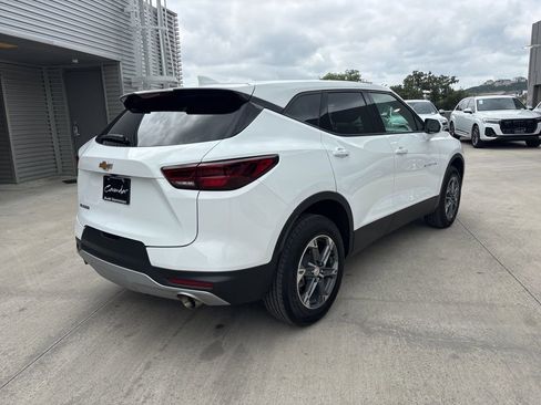 Used 2025 Chevrolet Blazer LT FWD image 6