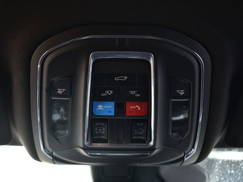 Used 2023 Jeep Grand Cherokee L Laredo AWD/4WD image 44