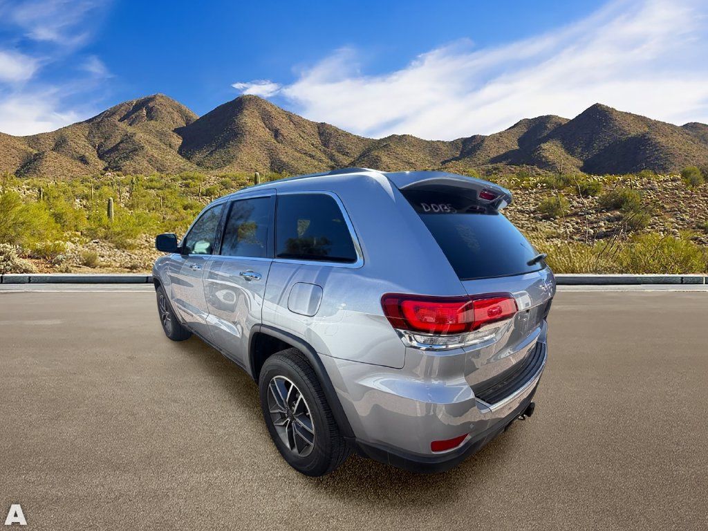 Used 2020 Jeep Grand Cherokee Limited w/ Luxury Group II RWD image 3