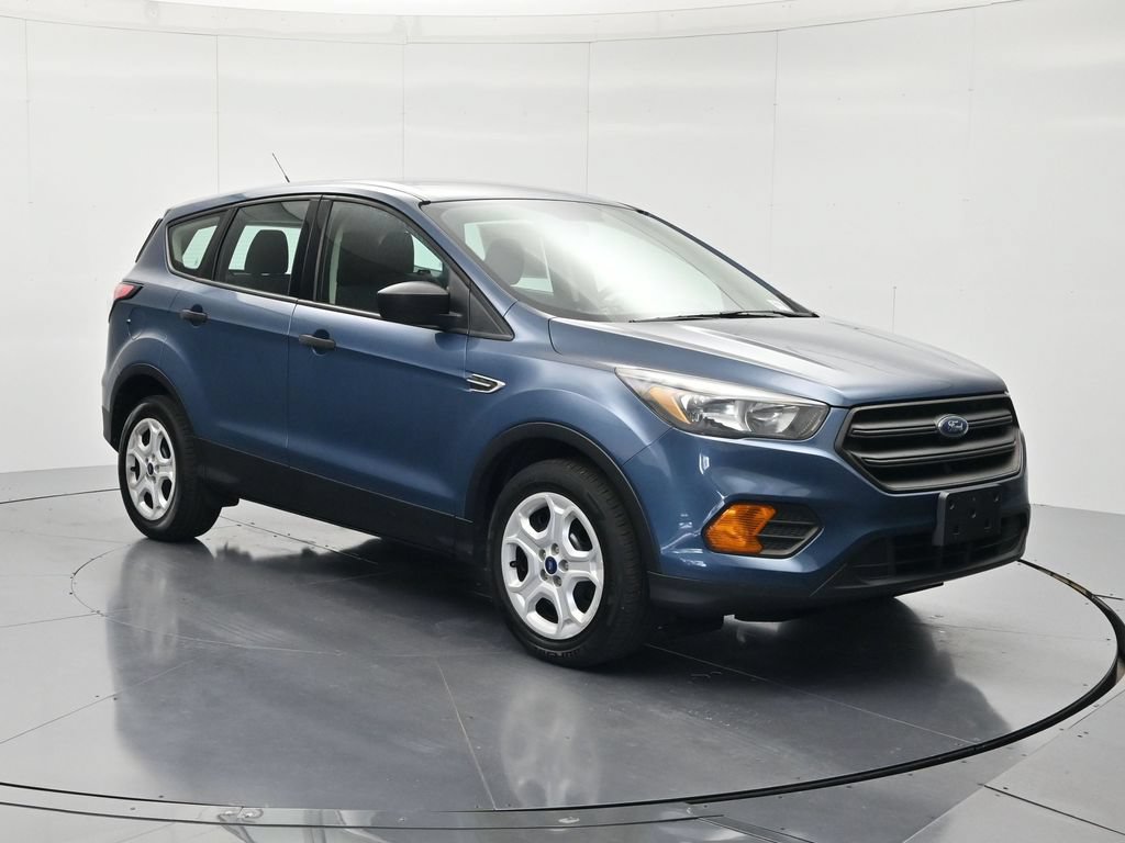 Used 2018 Ford Escape S FWD image 3