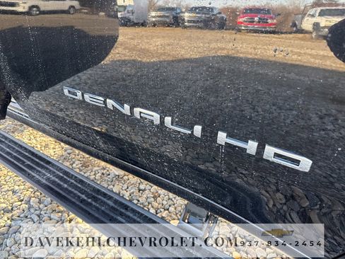 Used 2025 GMC Sierra 2500 Denali w/ Denali Reserve Package image 40
