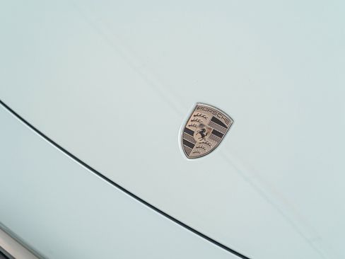 Used 2025 Porsche 911 Carrera image 36