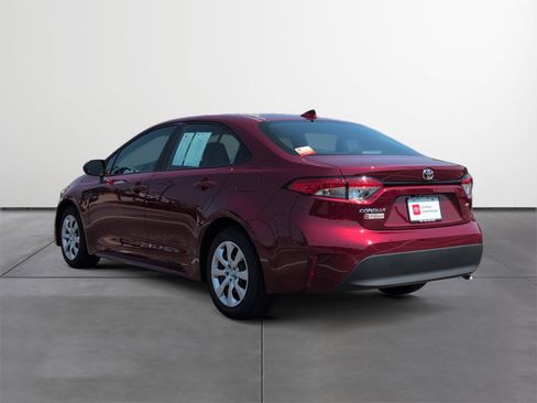 Used 2023 Toyota Corolla LE FWD image 4