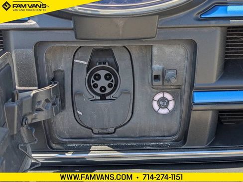 Used 2022 Ford E-Transit 148 High Roof w/ Load Area Protection Package RWD image 4