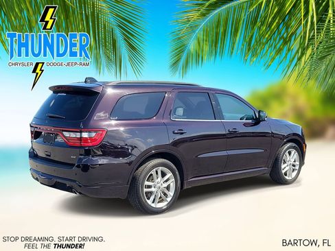 Used 2024 Dodge Durango GT RWD image 4