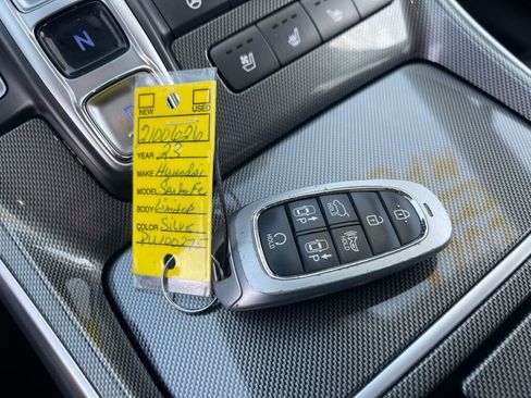 Used 2023 Hyundai Santa Fe Limited AWD/4WD image 4