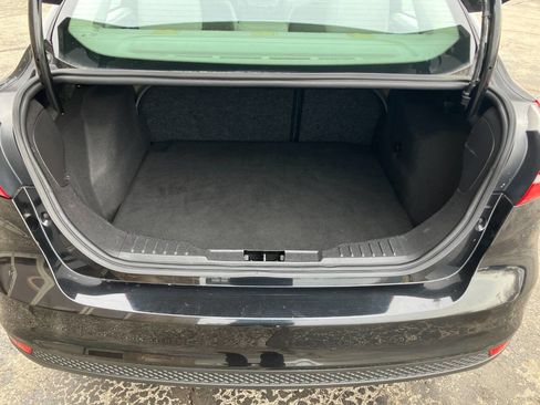 Used 2015 Ford Focus SE image 22