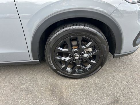 Used 2025 Honda HR-V Sport image 8