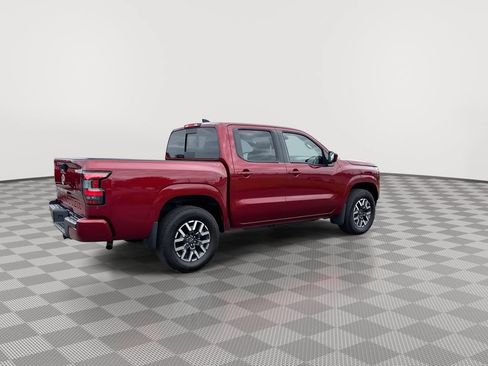 Certified 2024 Nissan Frontier SL AWD/4WD image 12