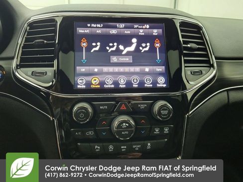 Used 2020 Jeep Grand Cherokee Limited image 28