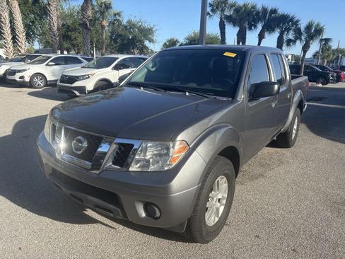 Used 2019 Nissan Frontier SV RWD image 3