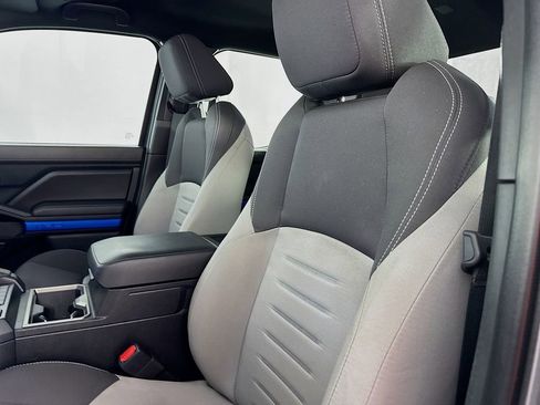 Used 2024 Toyota Tacoma TRD Sport image 32