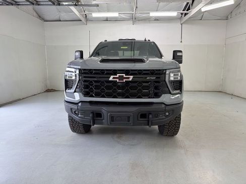 Certified 2024 Chevrolet Silverado 2500 ZR2 w/ ZR2 Bison Edition image 3