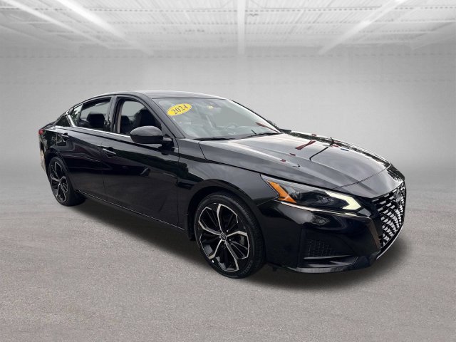 Used 2024 Nissan Altima 2.5 SR FWD image 4