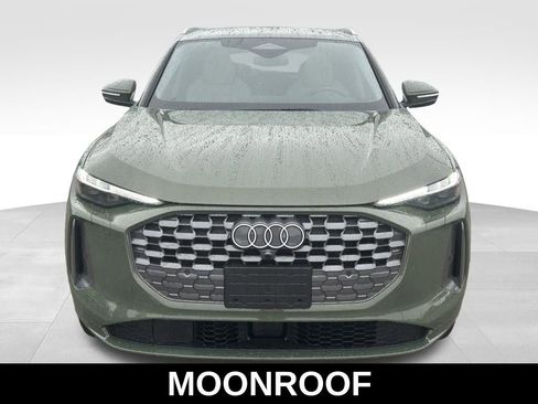 Used 2025 Audi Q5 Premium Plus w/ Premium Plus AWD/4WD image 9