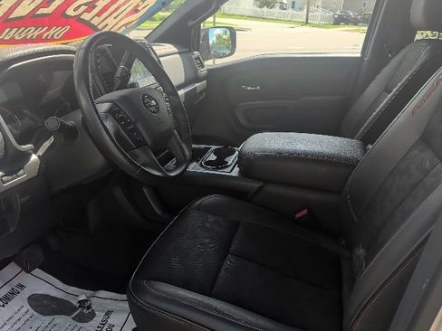 Used 2021 Nissan Titan PRO-4X w/ Off Road Protection Package AWD/4WD image 10