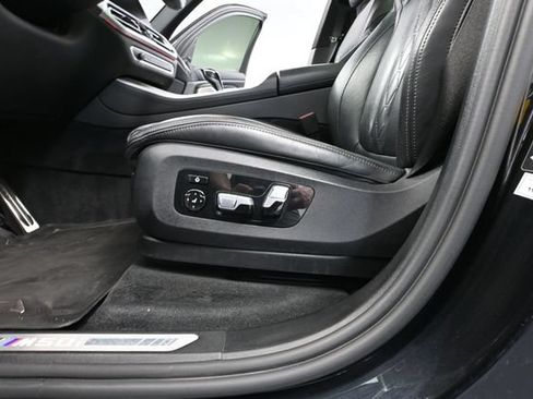Used 2022 BMW X5 M50i AWD/4WD image 23