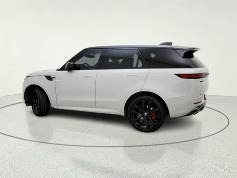 Used 2025 Land Rover Range Rover Sport Dynamic SE AWD/4WD image 13