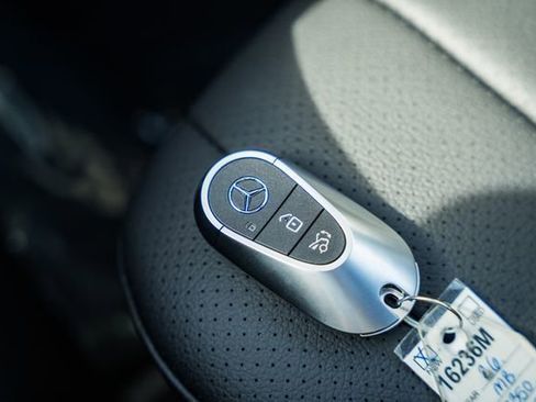 New 2026 Mercedes-Benz E 350 4MATIC Sedan image 45