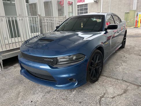 Used 2021 Dodge Charger R/T w/ Blacktop Package image 3