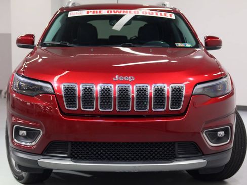 Used 2019 Jeep Cherokee Limited AWD/4WD image 8