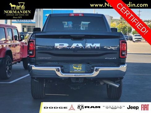 Certified 2025 RAM 2500 Big Horn AWD/4WD image 5