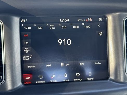 Certified 2022 Dodge Charger SXT w/ Cold Weather Package image 25