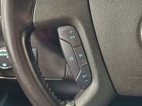Used 2021 Chevrolet Express 3500 w/ Driver Convenience Package RWD image 48