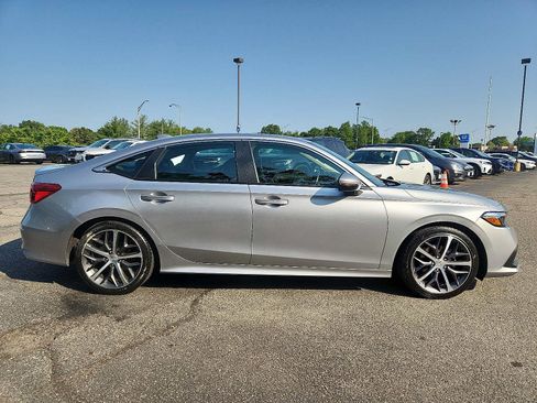 Certified 2023 Honda Civic Touring image 7