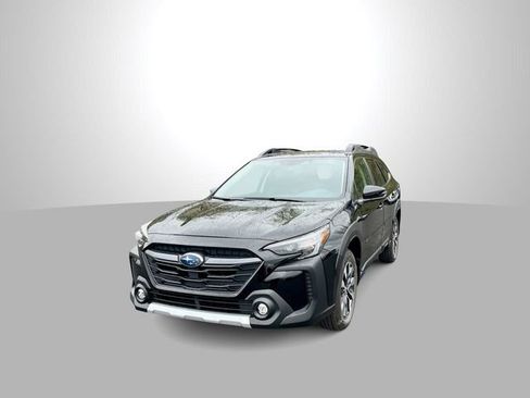 Used 2025 Subaru Outback Limited AWD/4WD image 1