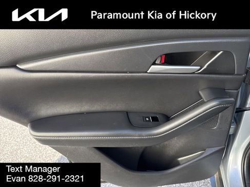 Used 2021 MAZDA CX-30 FWD 2.5 S w/ Select Package image 12