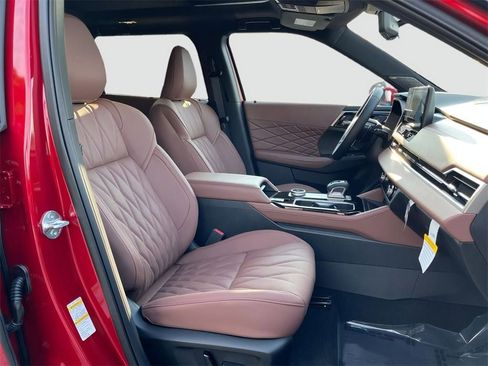 New 2025 Mitsubishi Outlander SEL image 34