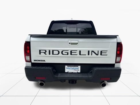 Used 2024 Honda Ridgeline Black Edition image 7