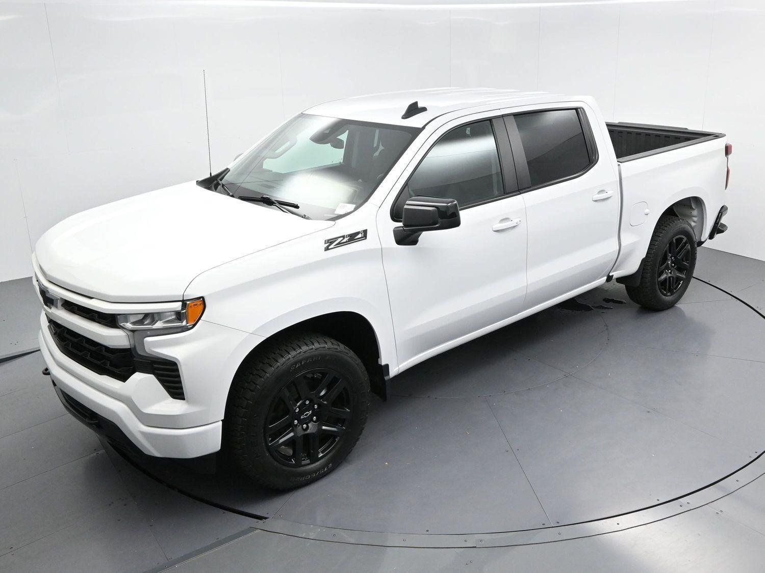 Used 2023 Chevrolet Silverado 1500 RST w/ Z71 Off-Road Package AWD/4WD image 35