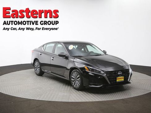 Used 2024 Nissan Altima 2.5 SV image 50