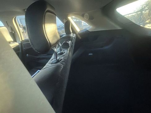 Used 2024 Ford Edge Titanium image 5