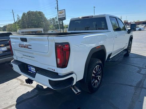 Used 2021 GMC Sierra 2500 AT4 w/ Snow Plow Prep/Camper Package AWD/4WD image 6
