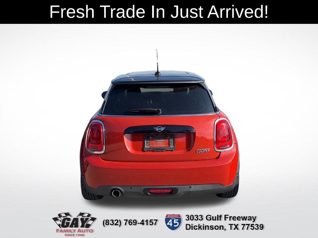 Used 2019 MINI Cooper 2-Door Hardtop FWD image 8