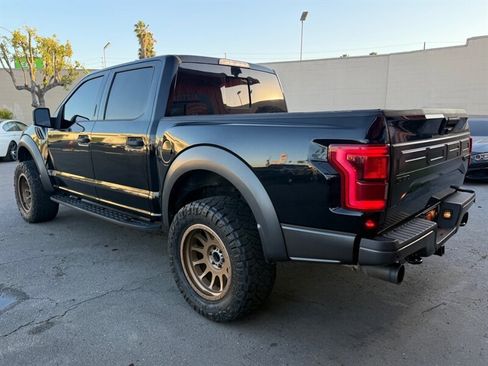 Used 2018 Ford F150 Raptor w/ Equipment Group 801A Mid image 11