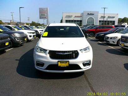 Certified 2026 Chrysler Pacifica Select