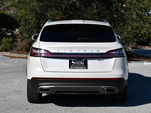 Used 2019 Lincoln Nautilus Reserve image 29