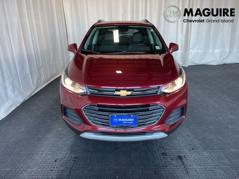 Used 2022 Chevrolet Trax LT w/ LT Convenience Package AWD/4WD image 29