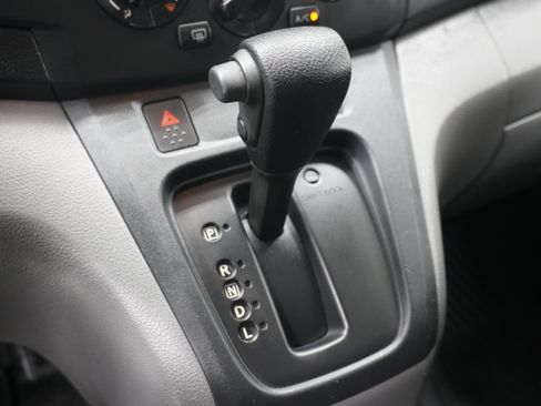 Used 2017 Nissan NV200 SV w/ Technology Package FWD image 18