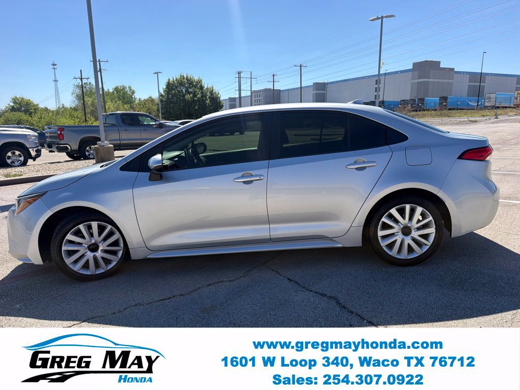 Used 2021 Toyota Corolla LE FWD image 7