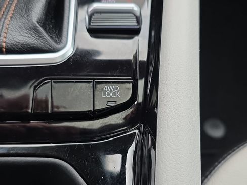 Used 2022 Jeep Compass Limited w/ Sun and Sound Group AWD/4WD image 43
