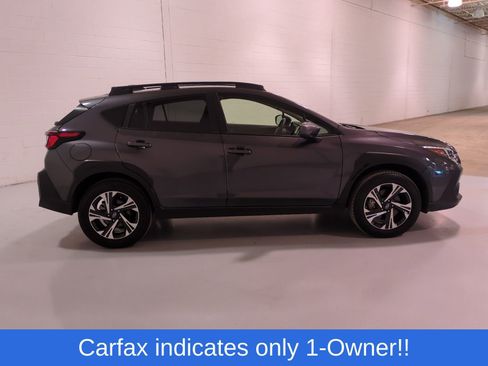 Used 2024 Subaru Crosstrek 2.0i Premium image 3